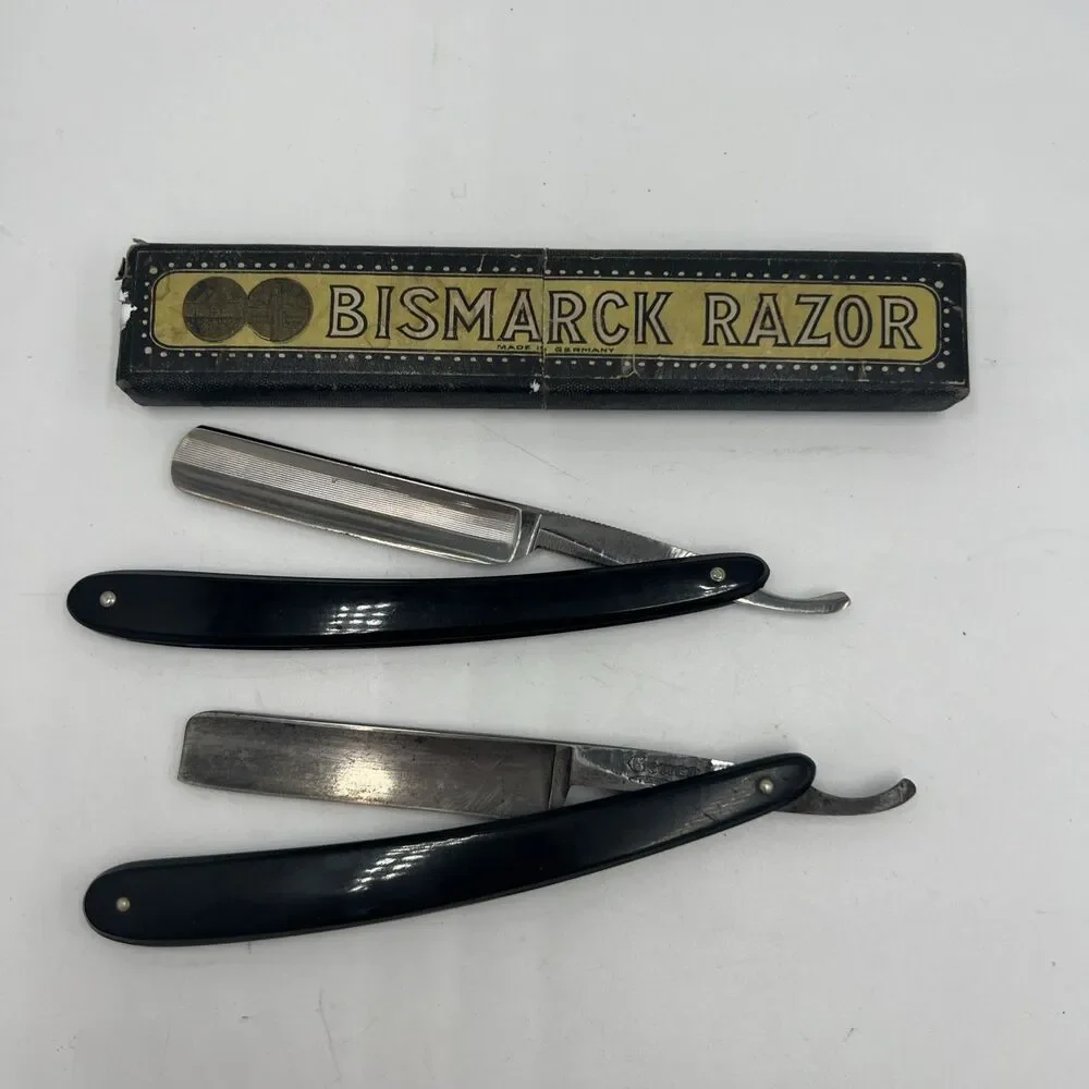 Bismarck Box & Razor Black Germany Straight Razor Bernett 701 4/8 & Gemc